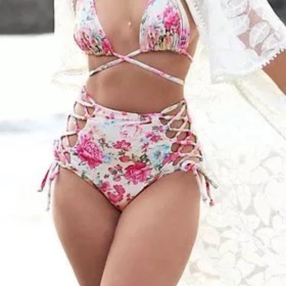 Unique Floral Print Cage tie swim - Picture 2 of 5